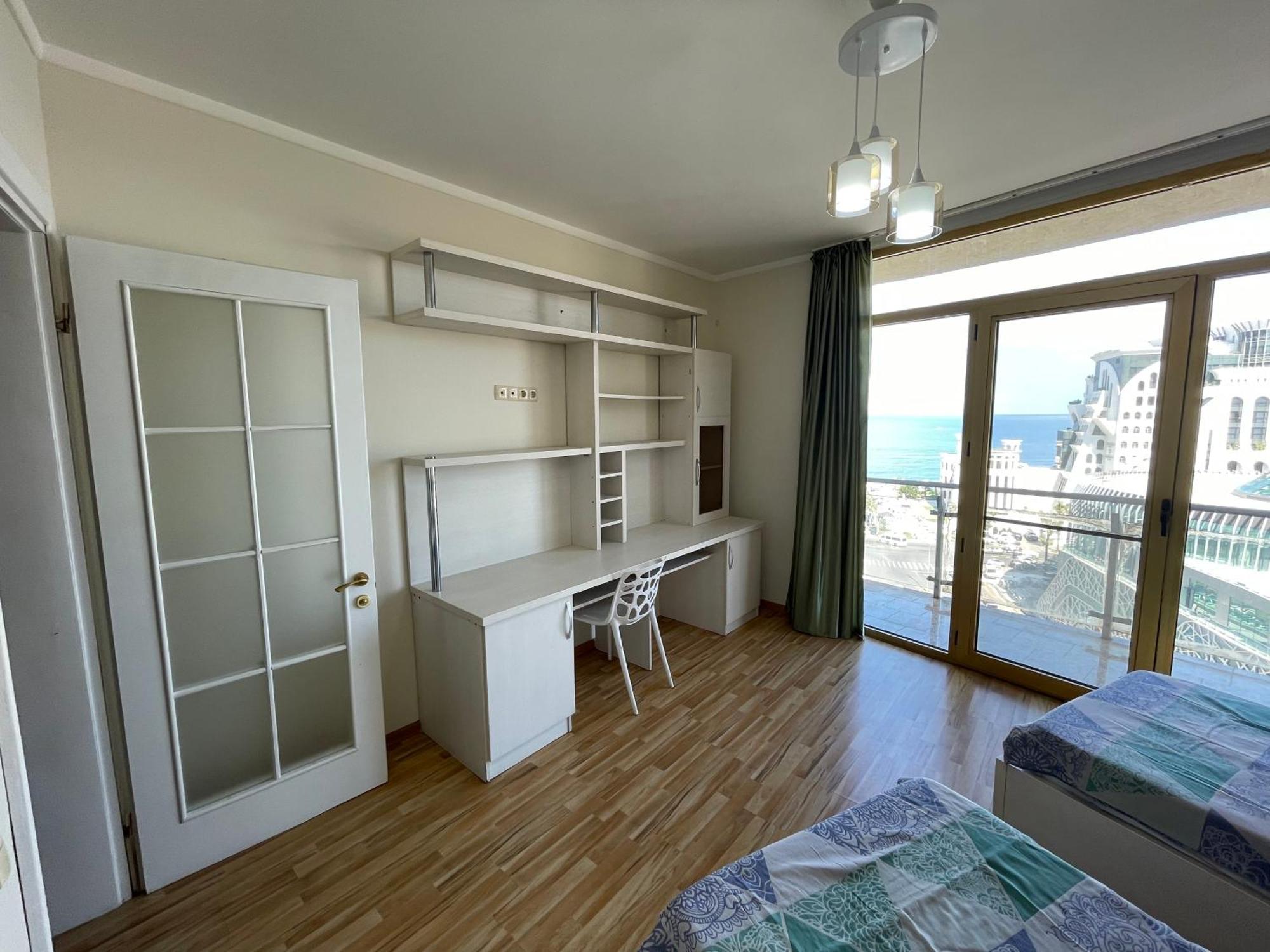 Sea View Apartment Batumi Eksteriør billede